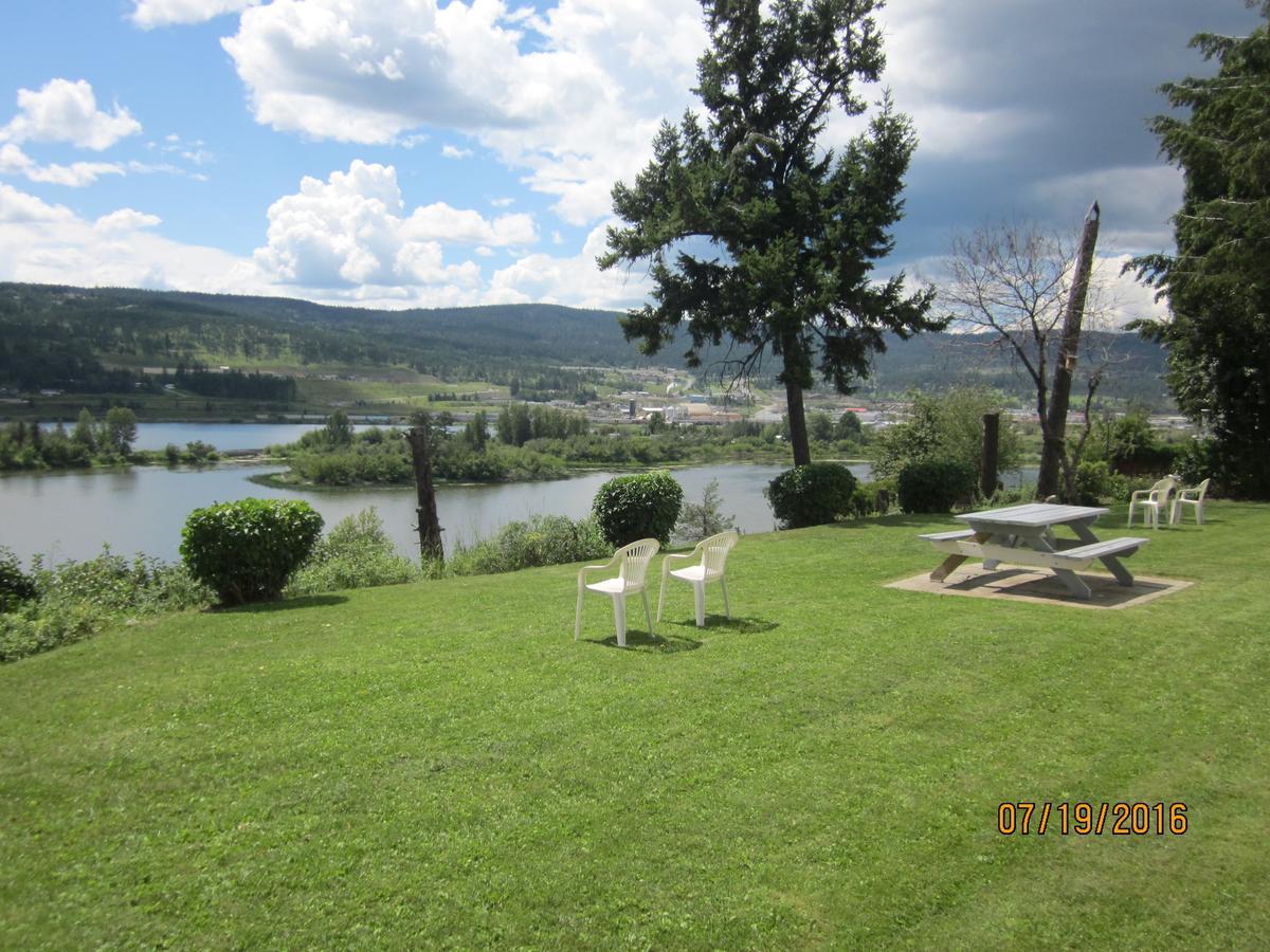 Valleyview Motel Williams Lake Bagian luar foto