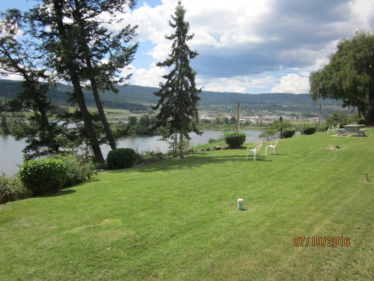 Valleyview Motel Williams Lake Bagian luar foto